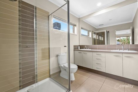 Property photo of 26 Chase Boulevard Berwick VIC 3806