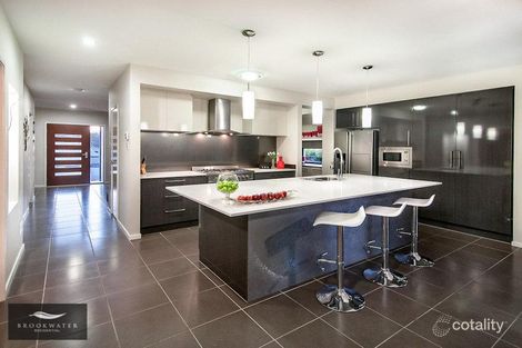 Property photo of 42 Oudeman Street Augustine Heights QLD 4300