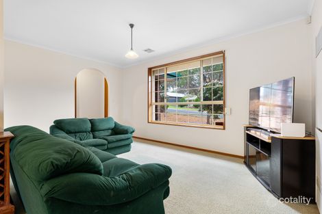 Property photo of 15 Lindsay Avenue Valley View SA 5093
