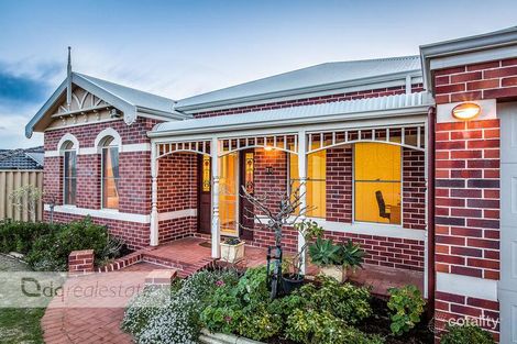 Property photo of 21 Savannah Way Iluka WA 6028