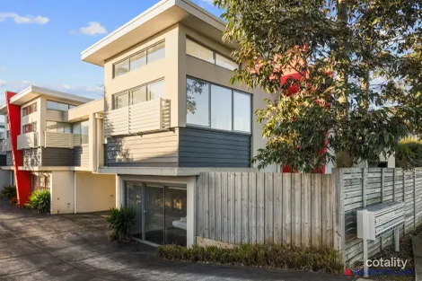 Property photo of 1/232 Settlement Road Cowes VIC 3922