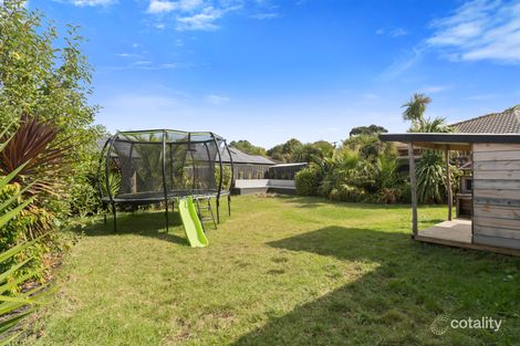 Property photo of 16 Kinlora Drive Somerville VIC 3912