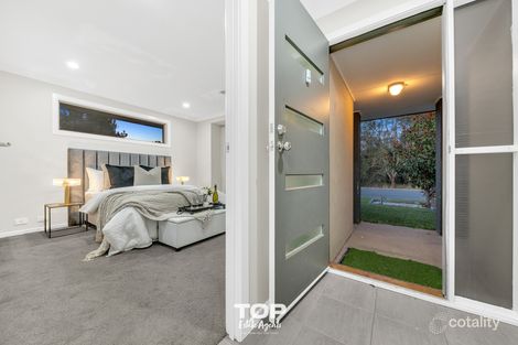 Property photo of 16 Algerd Way Pakenham VIC 3810
