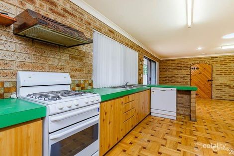 Property photo of 5 Garvey Place Gosnells WA 6110