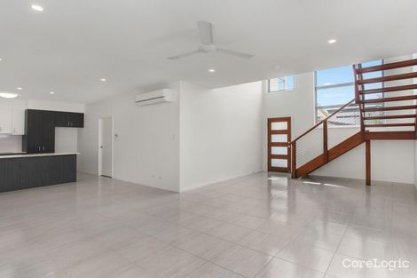 Property photo of 1/128 Eugaree Street Southport QLD 4215