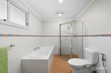 Property photo of 1/2 Lalor Street Glenfield NSW 2167