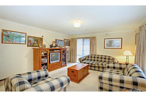 Property photo of 20 Cantala Crescent Ringwood North VIC 3134