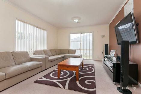 Property photo of 15 Westerfolds Loop Craigieburn VIC 3064