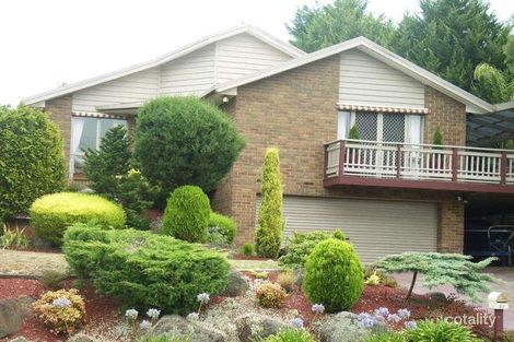 27 Lakeview Dr, Lilydale, VIC 3140