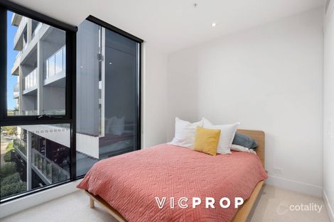 Property photo of 611/1 Dyer Street Richmond VIC 3121