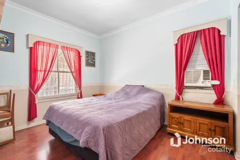 Property photo of 74 Brooklands Circuit Forest Lake QLD 4078