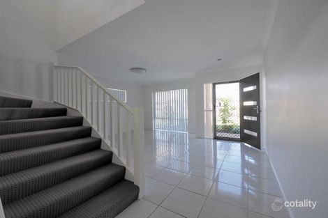 Property photo of 71 Foxwood Circuit Wakerley QLD 4154