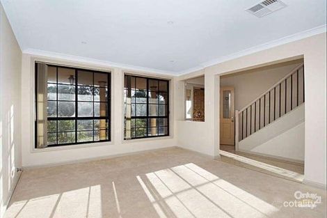 Property photo of 4 Cradle Close Beaumont Hills NSW 2155