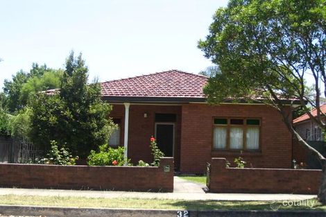 32 Lenore St, Russell Lea, NSW 2046