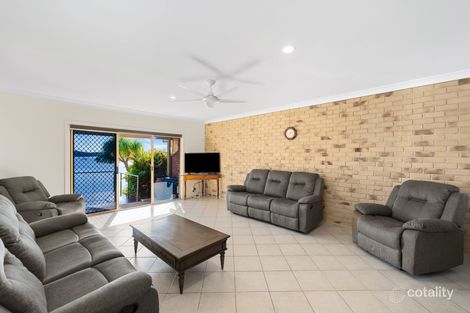 Property photo of 2/30 Westringia Place Yamba NSW 2464