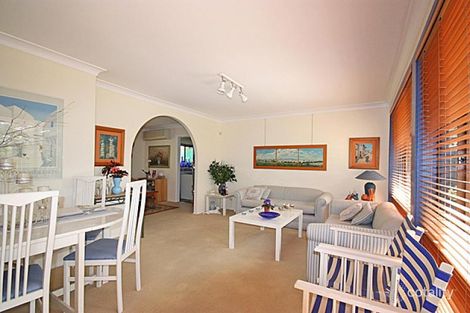 Property photo of 4 Tope Place Ambarvale NSW 2560