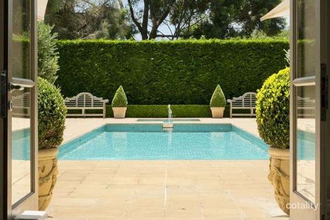 Property photo of 5 Sahara Court Portsea VIC 3944