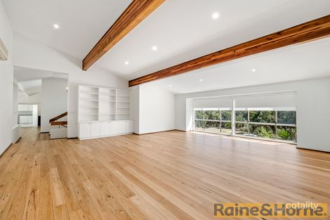 Property photo of 7 Chainmail Crescent Castle Hill NSW 2154