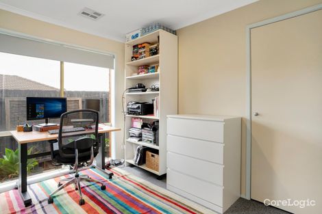 Property photo of 43 Halletts Way Bacchus Marsh VIC 3340