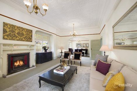 Property photo of 10 Carabella Street Kirribilli NSW 2061