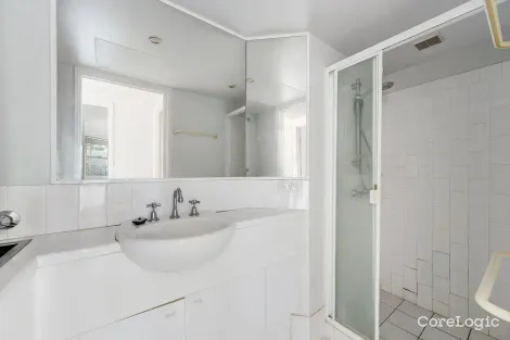 Property photo of 7/15 Clarence Road Indooroopilly QLD 4068