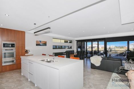 Property photo of 37 Arcadia Close Dudley Park WA 6210