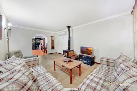 Property photo of 26 Bunnal Avenue Winmalee NSW 2777