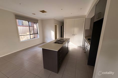 Property photo of 1/5 Carbine Way Keilor Downs VIC 3038