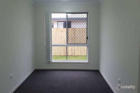 29 Sailaway Cct, Eli Waters, QLD 4655