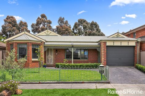 Property photo of 4 Merrigan Court Roxburgh Park VIC 3064