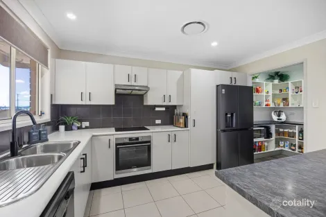 Property photo of 94 Forbes Crescent Heddon Greta NSW 2321