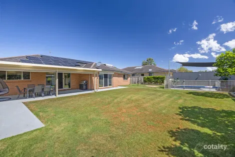 Property photo of 94 Forbes Crescent Heddon Greta NSW 2321