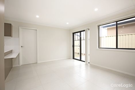 Property photo of 2/8-10 Lyndon Street Fairfield NSW 2165