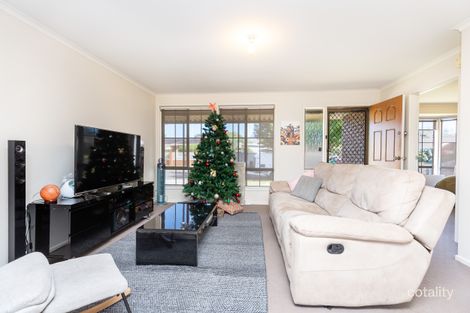 Property photo of 19 Helen Crescent Sale VIC 3850