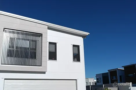 Property photo of 7 River Cove Circuit Murrumba Downs QLD 4503