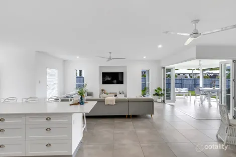 9 Backstay Pl, Trinity Beach, QLD 4879