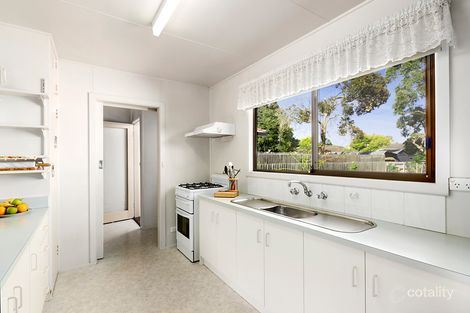 Property photo of 32 Maple Street Blackburn VIC 3130