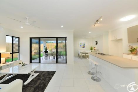 Property photo of 13 Laguna Avenue Redlynch QLD 4870