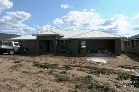 19 Blaxland Dr, Llanarth, NSW 2795