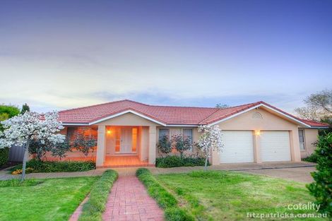 13 Lakehaven Dr, Lake Albert, NSW 2650