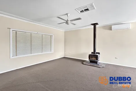 Property photo of 6 Stuart Street Dubbo NSW 2830