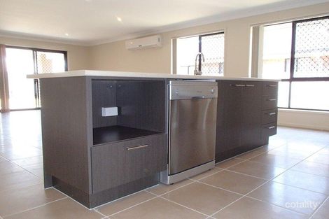 Property photo of 11 Kingsburgh Street Raceview QLD 4305