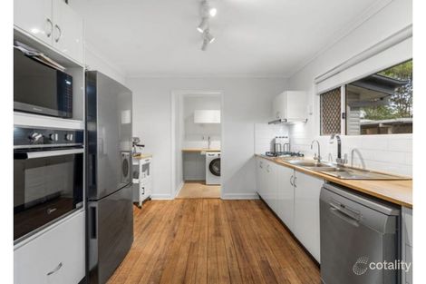 Property photo of 3 Mitchell Street Riverview QLD 4303