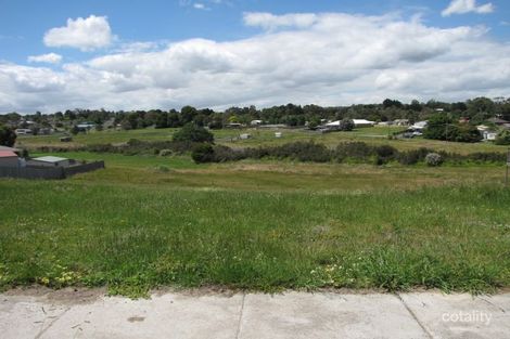 25 Colli Dr, Newborough, VIC 3825