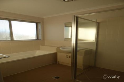 29 Wenck St, Moura, QLD 4718