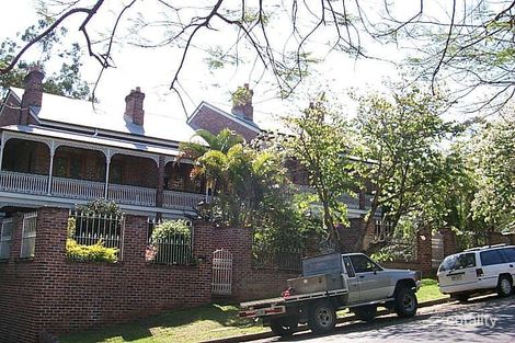 31 Foxton St, Indooroopilly, QLD 4068