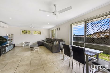 Property photo of 32 McLachlan Circuit Willow Vale QLD 4209