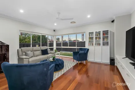 Property photo of 5 Silverbirch Place Bridgeman Downs QLD 4035