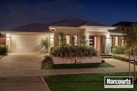 8 Biscay Gr, Lyndhurst, VIC 3975