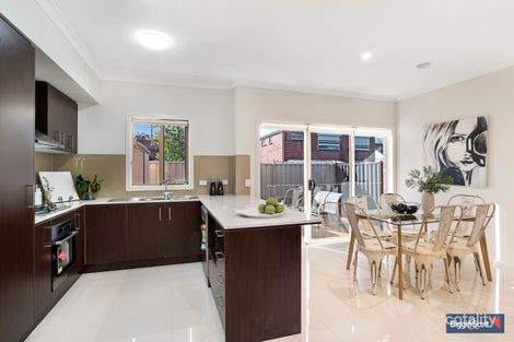 Property photo of 2/34 Scovell Crescent Maidstone VIC 3012